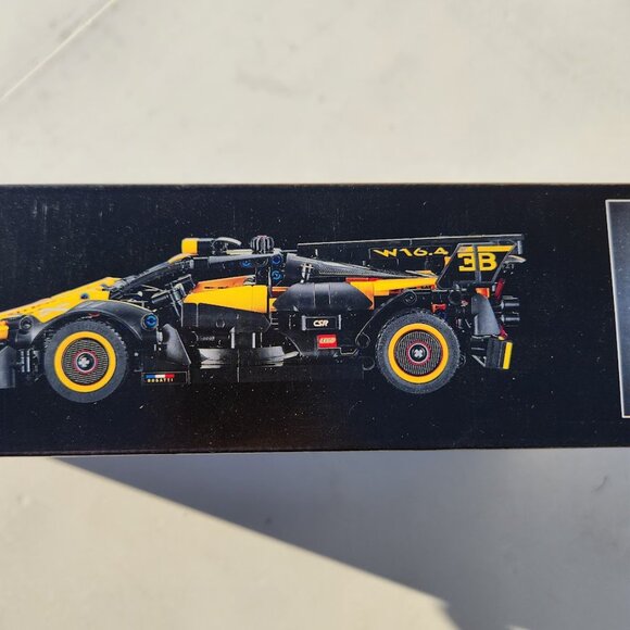 NEW LEGO Technic Bugatti Bolide Race Car Model 42151 Building Set Collectible Sp - Picture 7 of 13
